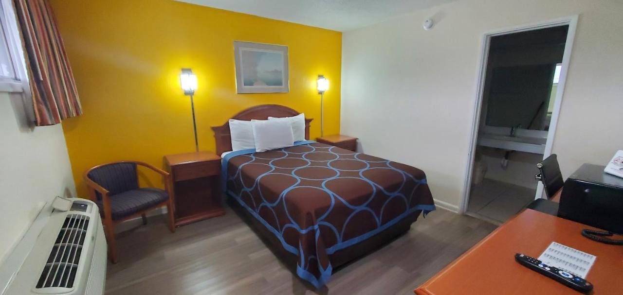 Pratt American Inn Motel מראה חיצוני תמונה