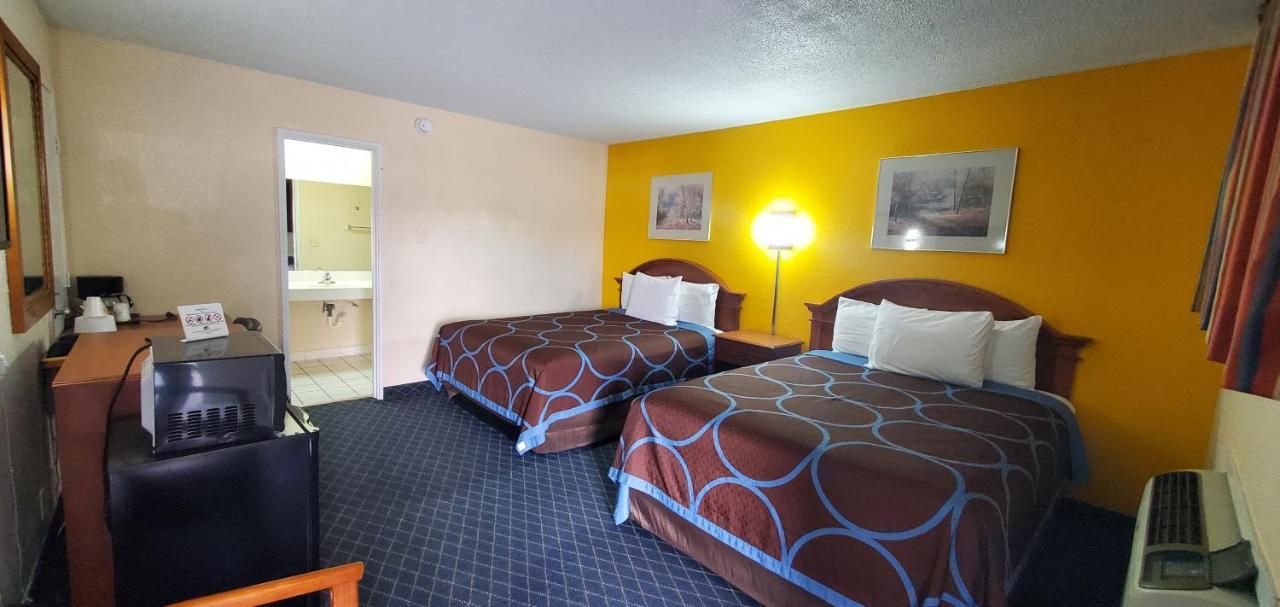 Pratt American Inn Motel מראה חיצוני תמונה