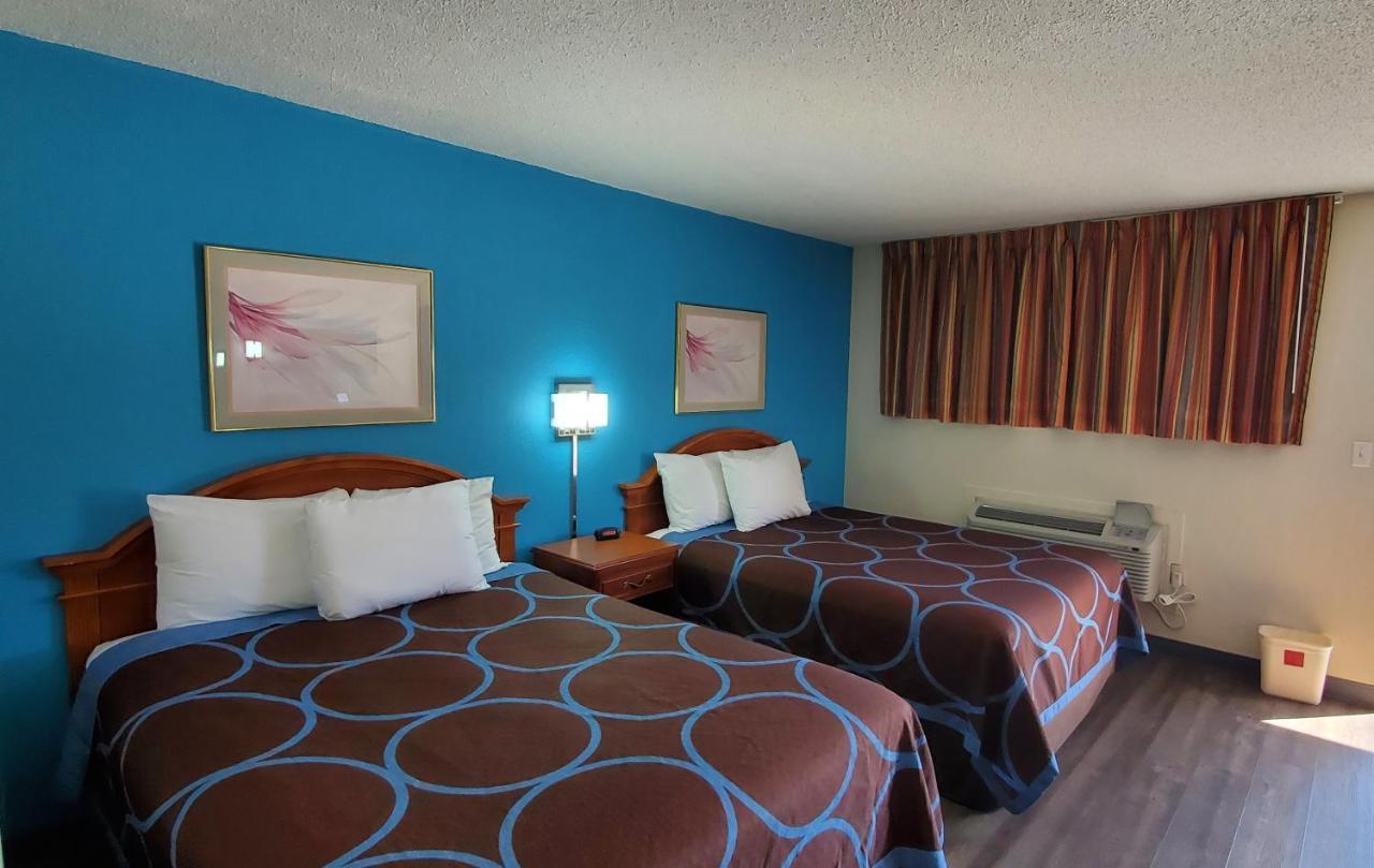 Pratt American Inn Motel מראה חיצוני תמונה